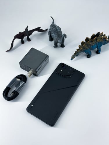 ROG Phone 8Pro Global Ram16/512