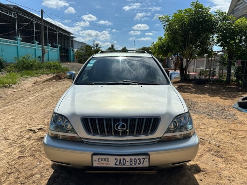 ឡានលក់ប្រញាប់លុយ​(ឯកសារម្ចាស់ដេីម)