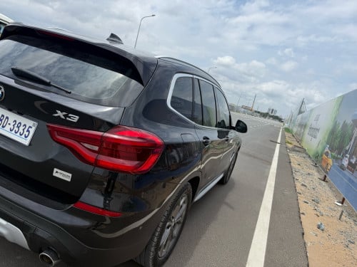 ឡានល់BMWX3ឆ្នាំ2018ទិញខ្លាញ់គោប្រេីបាន50000គីឡូនៅស្អាតខ្លាំងលក់29000$