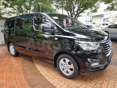 2019 Hyundai The New Grand Starex 11SEAT AT តម្លៃនាំចូលសរុប $28,584