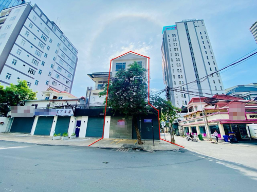 Corner Shop Or Restaurant For Rent In BKK1