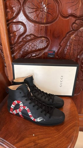 Gucci leather snake