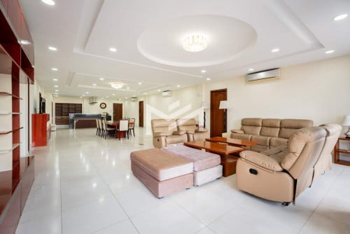 Spacious 4 Bedrooms Apartment for RENT in BKK1 with Gym and Pool