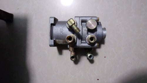 គ្រឿងបន្លាស់ឡានចិន