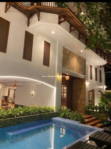 សណ្ឋាគារលក់កណ្តាលក្រុងសៀមរាបតម្លៃធូៗ ពីមុនលក់ $1500000 ឥឡូវតែ $1000000 តែប៉ុណ្ណោះ