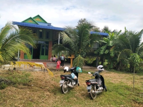 ដីនិងផ្ទះលក់ នៅស្រុកបាទី ខេត្តតាកែវ