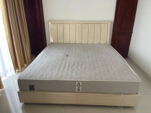 ឆុតគ្រែគេង