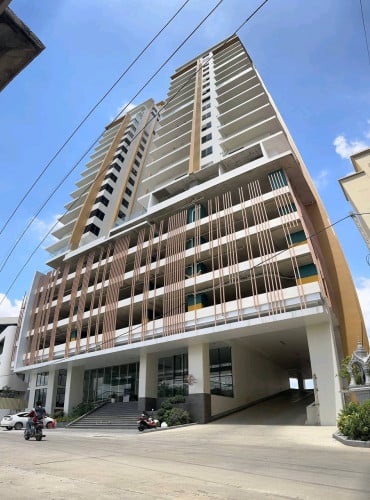 ខុនដូសម្រាប់លក់នៅ 7 Residence