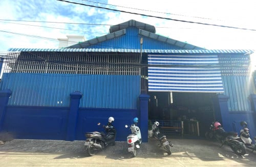 ដីនិងឃ្លាំងសម្រាប់លក់ | Land and Warehouse for Sale  (Sangkat Toul Tum Poung)