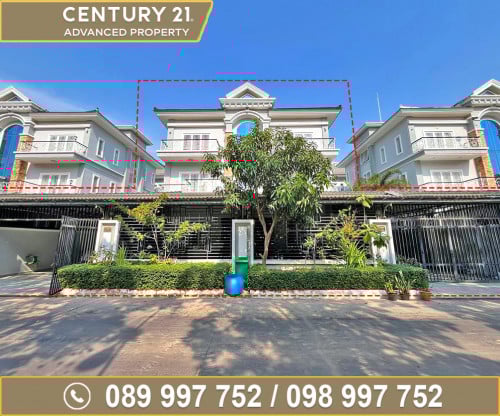 🏘 វីឡាភ្លោះ  2ទម្លុះចូលគ្នា (Twin) ក្នុងបុរី វិមានភ្នំពេញ 598 ត្រូវការលក់បន្ទាន់ខ្លាំង