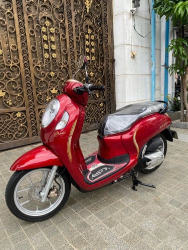 Honda Scoopy 021 នៅស្អាត