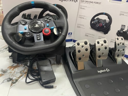 Logitech G29 like new 99.99% with set box