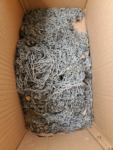 ច្រវ៉ាក់ដាក់សត្វ