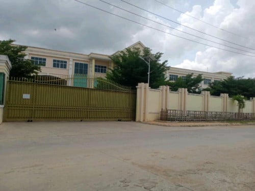 ចង់់លក់ដីបន្ទាន់ ក្បាល10ម * ជំរៅ13ម