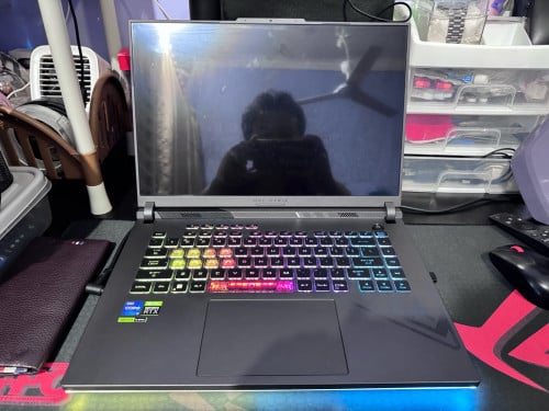 លក់ASUSប្រេីខ្លួនឯង 900$