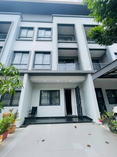 🏡 Link B for Rent at Borey Chip Mong Park Land 598