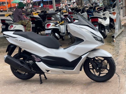 PCX2022 125CC ១ទឹក