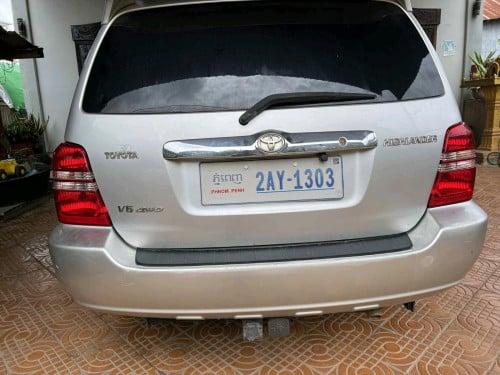 ខ្ញុំត្រូវកាលក់ឡានមួយគ្រឿងមាកហាយលែនដឺពណ៍ទឹកប្រាកឡានស្អាតជិះលក្ខណះគ្រួសារ