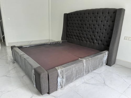 ឈុតគ្រែថ្មីលក់ឡៃឡុងសល់មួយអត់ទាន់ប្រើ