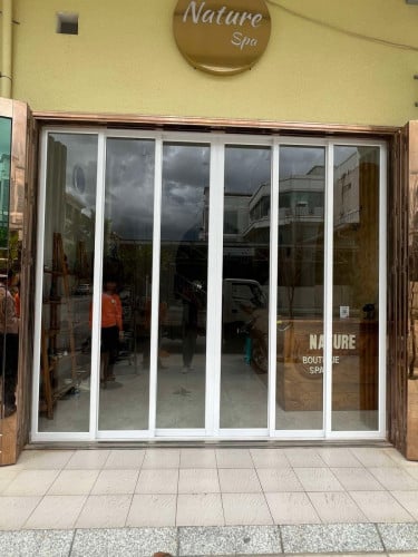 ទម្លើងកញ្ចក់បង្អួច ទ្វារ ទាំងខ្នាតតូច និងធំ