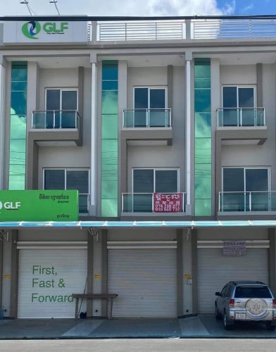 ផ្ទះជួល 700$ មាន 4 បន្ទប់ មុខក្បាលឆាយ/House rent 700$ have 4 room