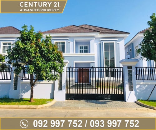 វីឡាម៉ូឌែន (Modern Villa) ក្នុងបុរី អង្គរភ្នំពេញ2​ ជិតផ្សារទំនើបអុីអន2 ត្រូវការលក់បន្ទាន់ខ្លាំង