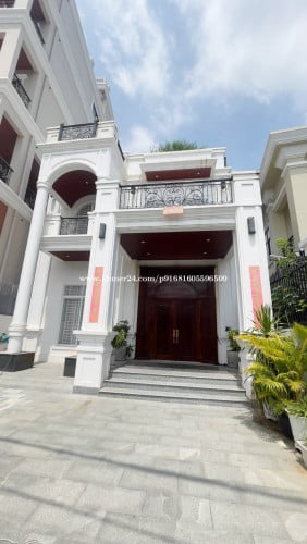 ផ្ទះវីឡាទោលសម្រាប់ជួល ក្រុងតាខ្មៅ | Villa for rent in Takhmao City