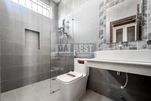Dabest Properties : 4 Bedroom House For Rent in Siem Reap - Sala Kamreouk