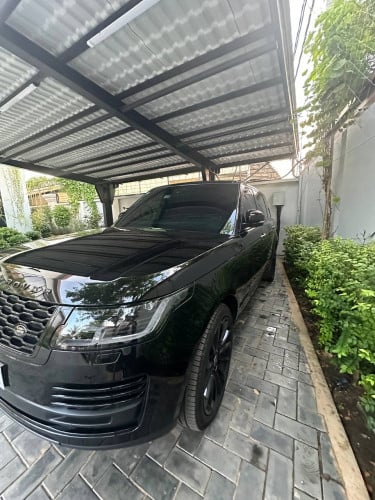 Owner​ Land Rover Autobiography LWB