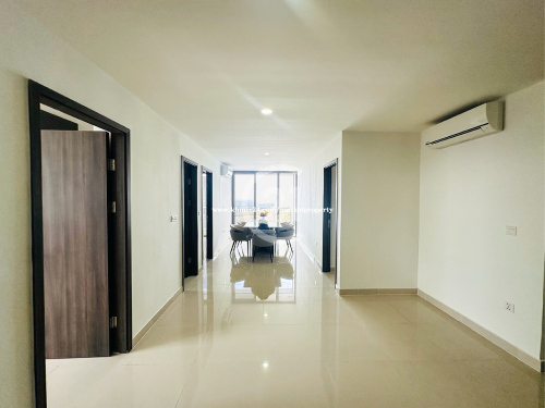 River view 3Bedrooms with Higher floors at The Peak Condo