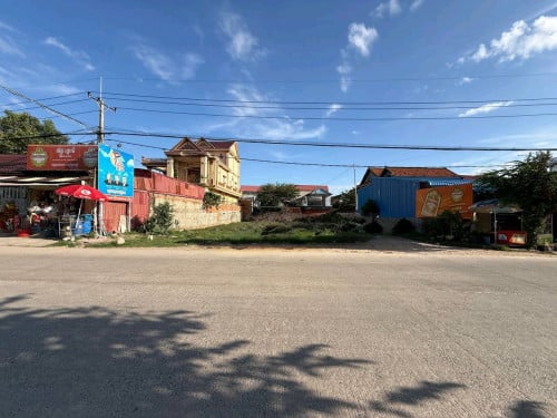 ដីកែងលក់នៅលើផ្លូវ2011(ឈូកវ៉ា1)