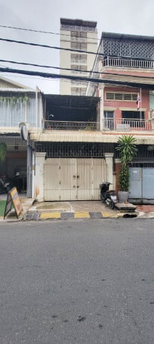 ផ្ទះអាជីវកម្ម សម្រាប់ជួលនៅសង្កាត់ទឹកល្អក់២ | Shophouse for rent in Sangkat Teuk Laok 2