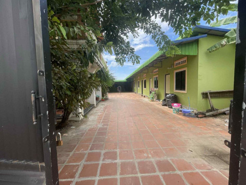🏦House Available for Urgent Sale at a Special Price (Negotiable).