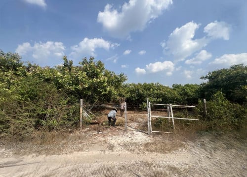 🏦Land for Urgent Sale (Negotiable), ABA Loan Available.