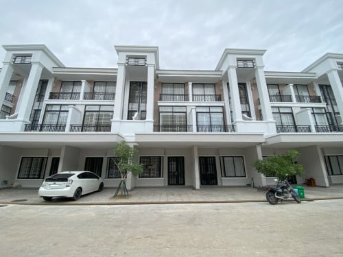 LA for rent at Borey Peng Houth Boung Snor