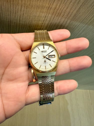 Original Ultra Rare Vintage SEIKO Quart Type II 18K Solid Gold Textured Dial JDM 1979 - (Con - 95%)