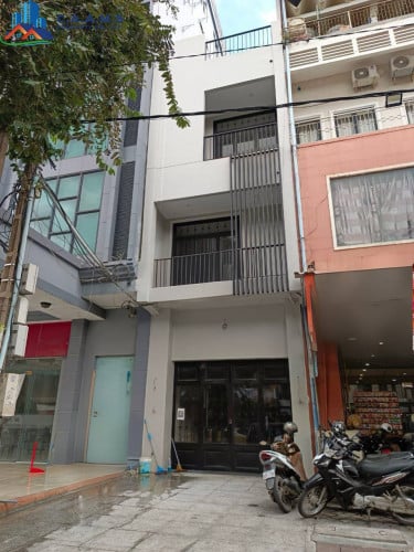 Shophouse for Rent – Monivong Orussey