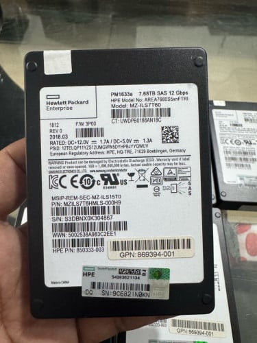 SSD Sas 7.8TB