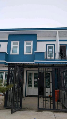 ផ្ទះលក់តំលៃក្រោមទីផ្សារ