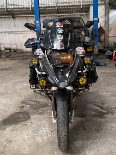 ម៉ូតូលក់