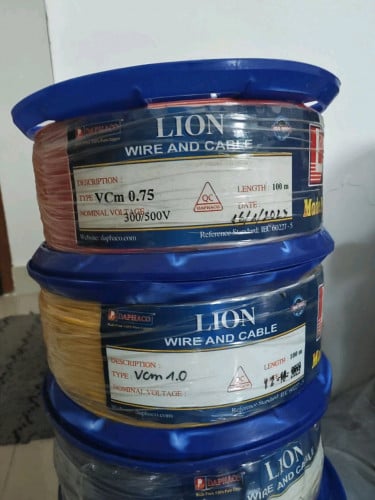 ខ្សែភ្លើង