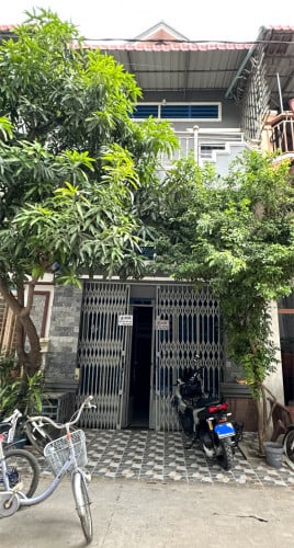 ផ្ទះលក់ជិតផ្សារឈូកមាស