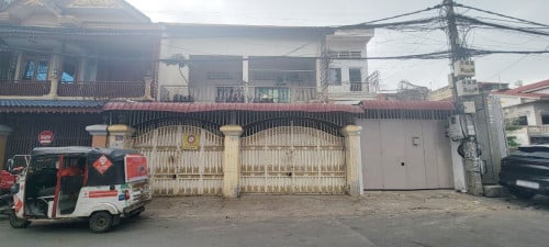 ផ្ទះអាជីវកម្ម 2ល្វែងសម្រាប់ជួលនៅសង្កាត់ដេប៉ូ1 | 2Shophouse for rent in Sangkat Depo 1