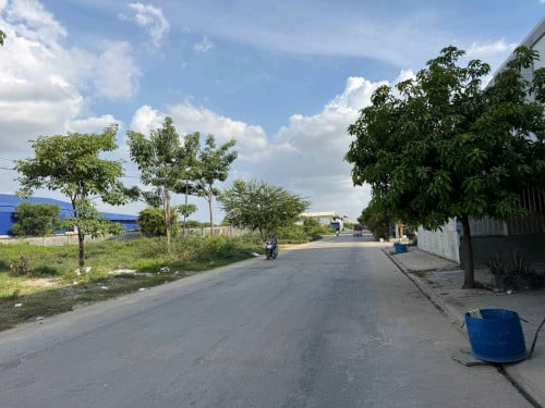 ដីលក់នៅជាប់បុរីពិភពថ្មីឈូកវ៉ា2