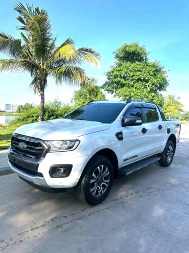 ថ្មីខ្លាំង 2019 Ford Wiltrak ម៉ាស៊ូត 3.2K គ្មានបុកប៉ះ ជិត7មឺនkm