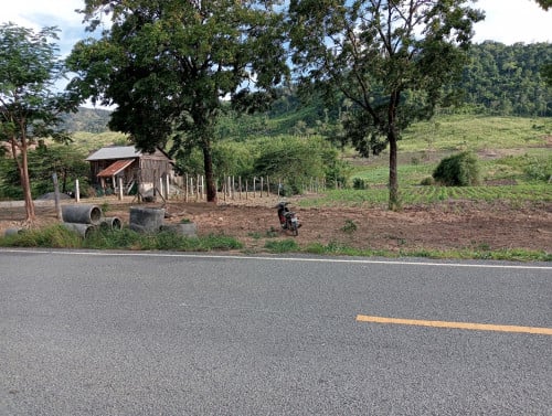 ដីលក់នៅសំទ្បូត ផ្លូវជាតិលេខ១០ផ្លូវទៅកោះកុង 30×80