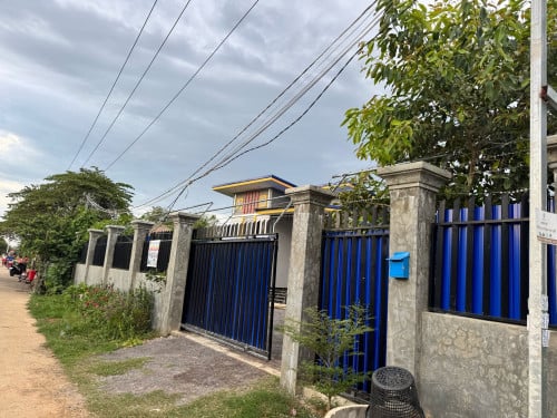 លក់ដីផ្ទះ ក្នុងក្រុងបាត់ដំបងជិតផ្លូវជាតិ 55,000$ (ដាច់) 071 811 9090