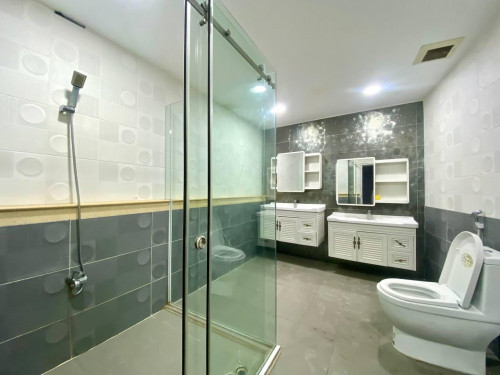 06 Bedrooms Villa For Rent Near Boeung Keng Kang 1