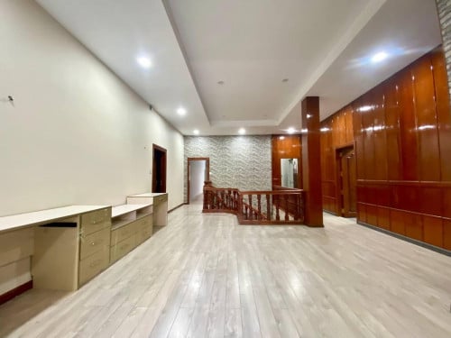 06 Bedrooms Villa For Rent Near Boeung Keng Kang 1