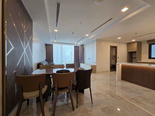 Luxury Apartment in BKK1 Spacious 1 Bedroom 132 sqm
